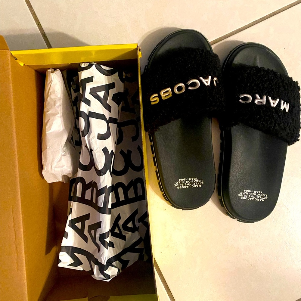Marc Jacobs Teddy Slides Authentic Purchased Janu… - image 1